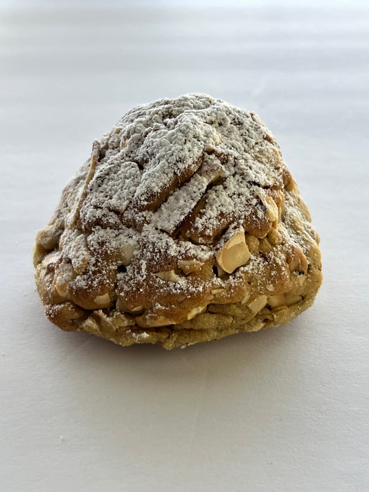 Snowy Almond